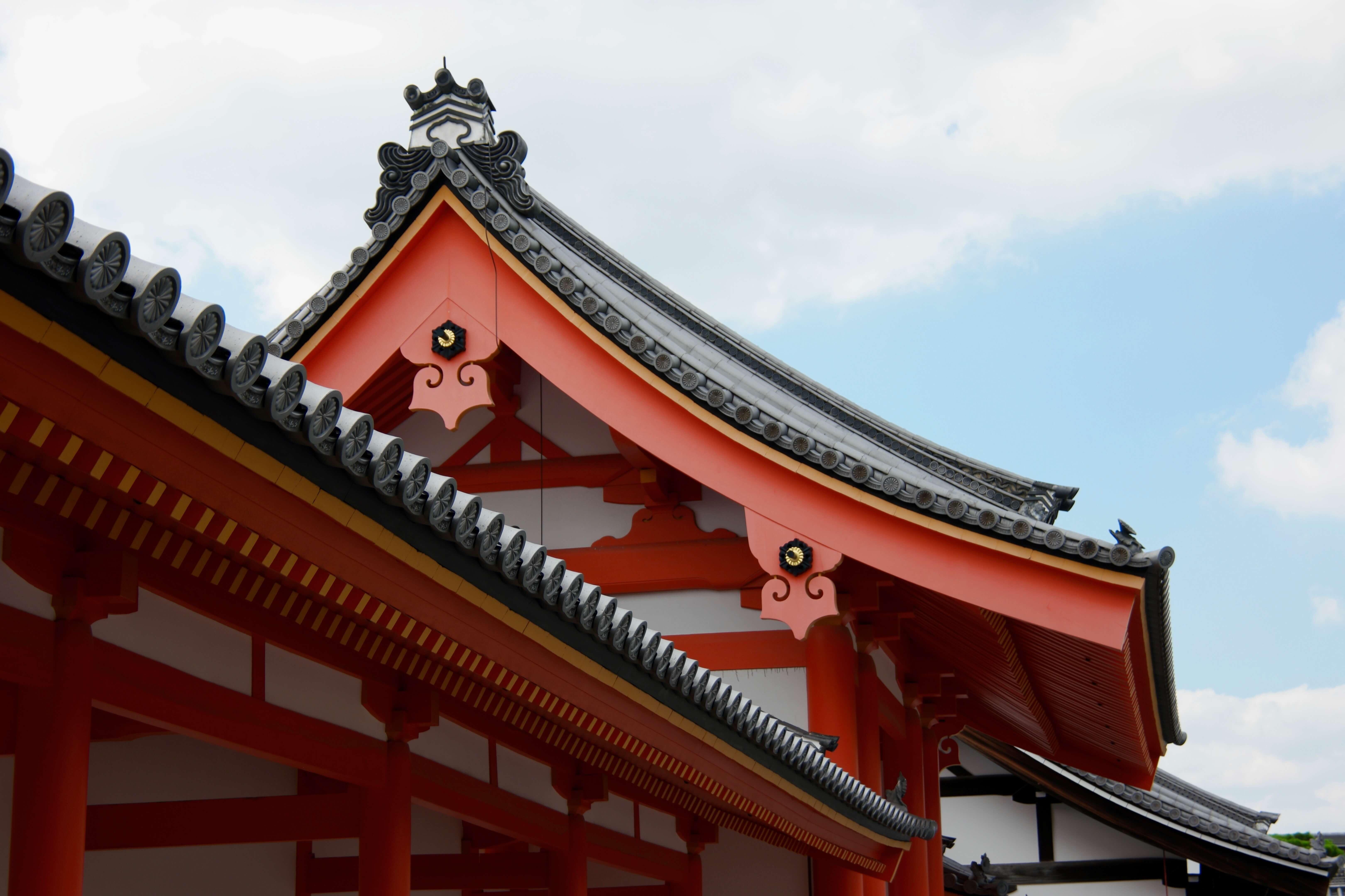 Китайские дома видео. Пагода крыша в Японии. Дом храм Япония. Крыши в храмах в Японии. Пагода крыша Китай.